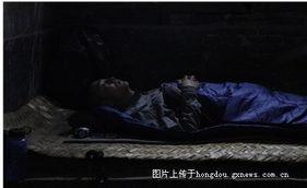 枕边怪吓,揭秘梦境中的恐怖与神秘